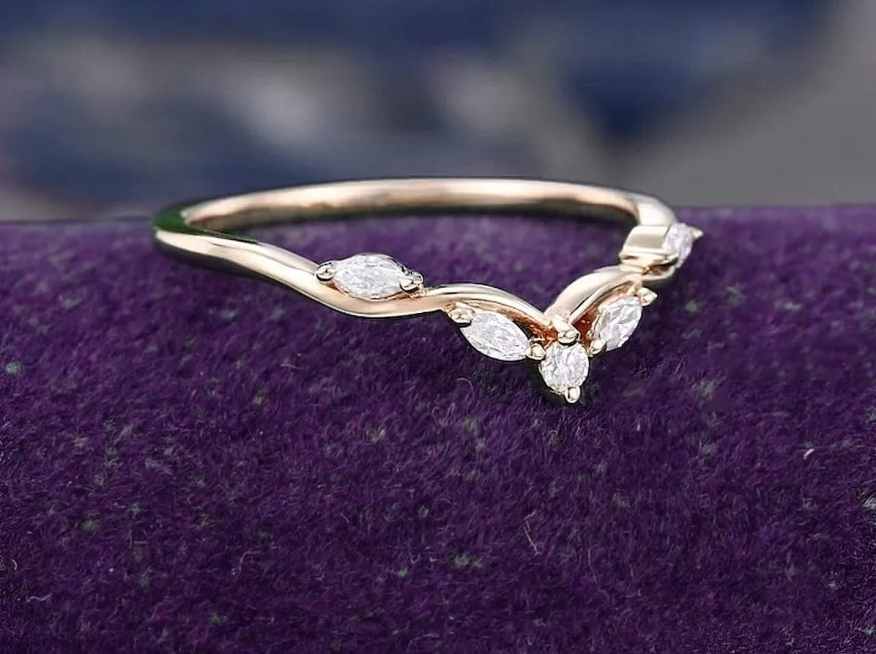 Unique Curved Shaped Cubic Zirconia Engagaement Band for Women, Vintage Wedding Band in 925 Sterling Silver, Dainty Gift for Her