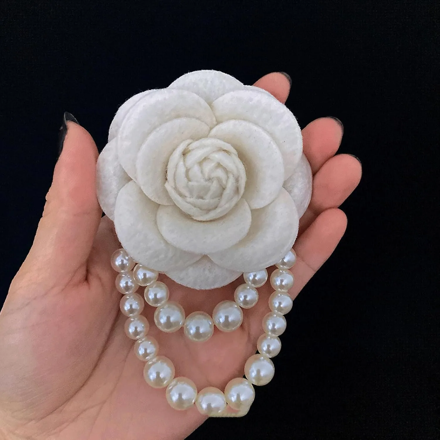 Vintage Wool Camellia Flower Pearl Tassel Brooches Pin Bracelet,Hairpin Headpieces Brooch Shawl Pins Wedding Party Gift Dainty Elegant Lapel Pins Dress Suit Clothes Accessories