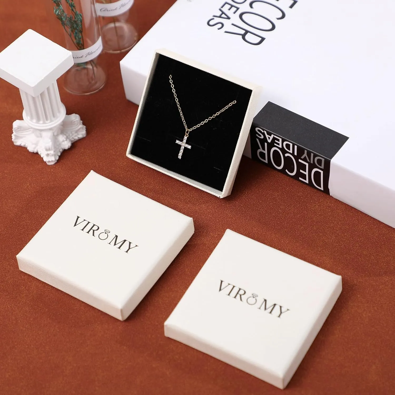 VIROMY Gold Initial Necklaces for Women 14K Gold Plated Dainty Heart Letter A-Z Personalized Initial Heart Pendant Necklace Tiny Letter Name Necklaces Jewelry for Women