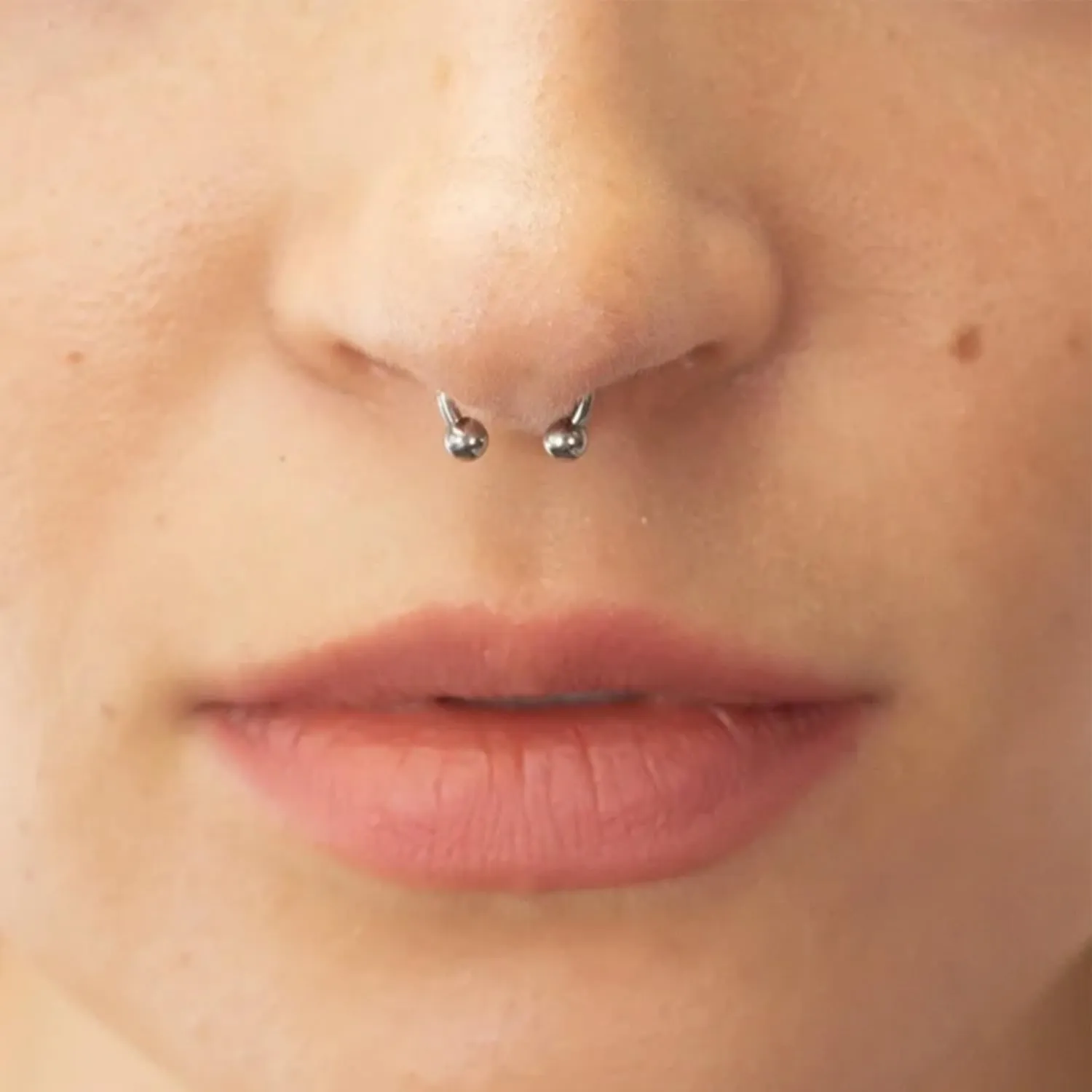 Yaalozei 12G 10G 8G 6G 4G 2G 0G 00G Large Septum Rings 316L Surgical Steel Internally Threaded Barbell Horseshoe Wide Septum Nose Gauges Earring Pa Ring Piercing Jewelry 12mm-19mm